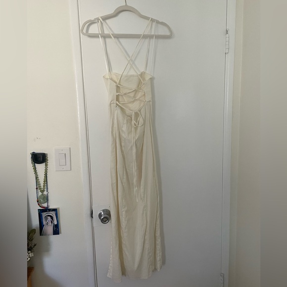 White Zara long dress with lace up back size XS - Picture 3 of 8